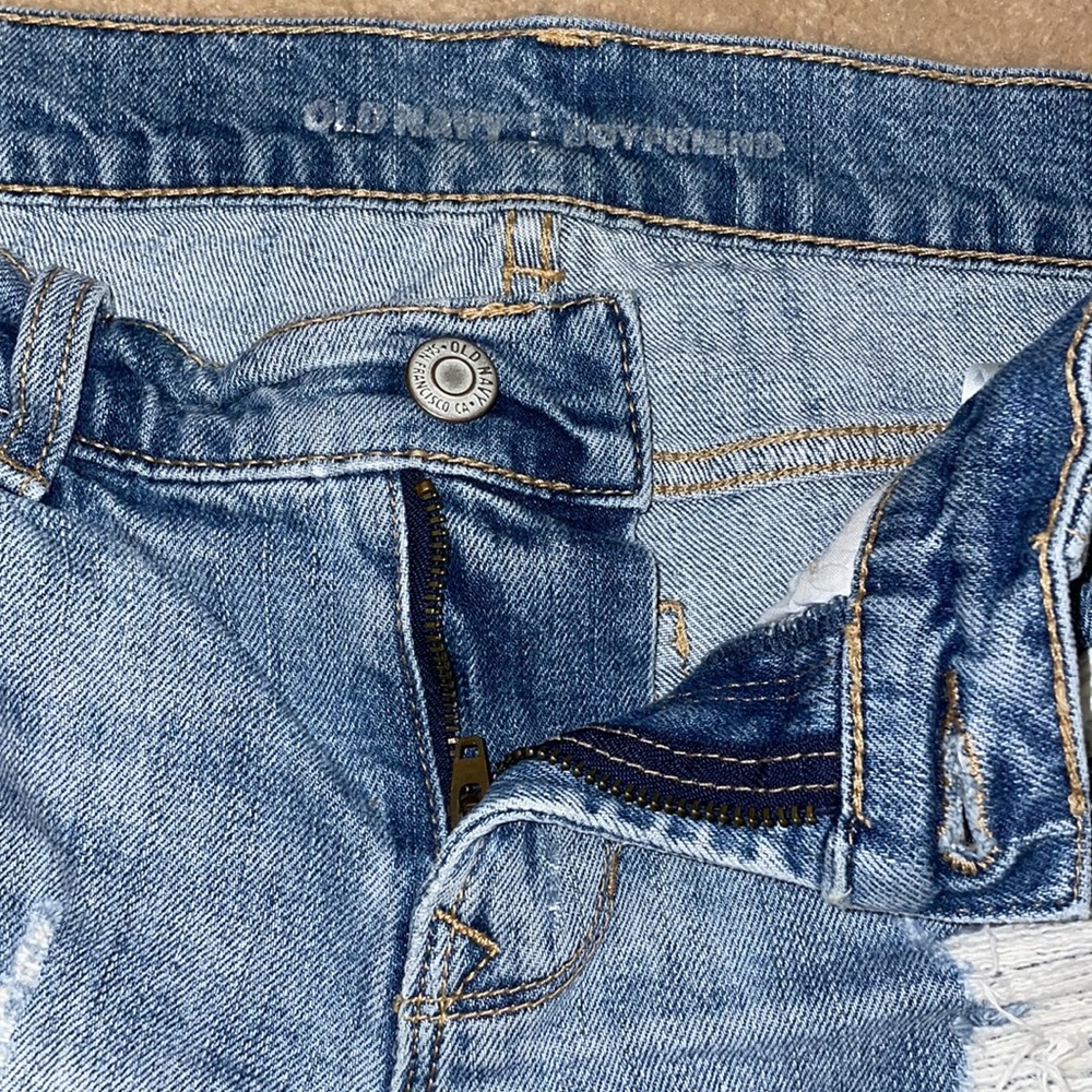 🌸BRAND NEW: Boyfriend Jean shorts Size 2 - Picture 3 of 4